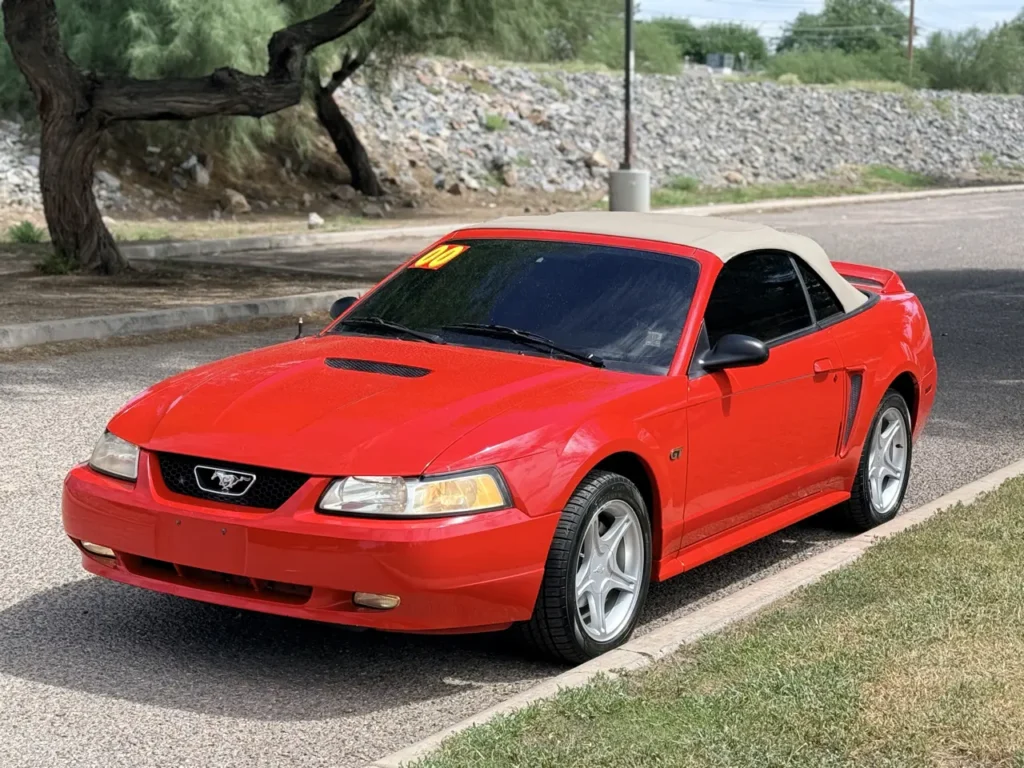 2000 Ford Mustang